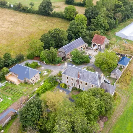 Ferme Du Ru Paisible Bed & Breakfast 3*