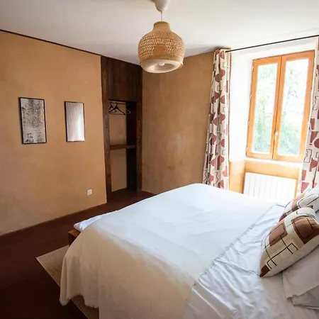 Ferme Du Ru Paisible Bed & Breakfast