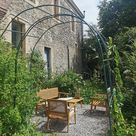 Ferme Du Ru Paisible Bed & Breakfast
